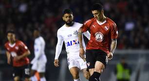Santos vai bem na defesa e segura empate com o Independiente