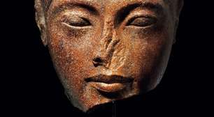 Escultura de Tutancâmon: Egito quer processar casa de leilões para recuperar peça vendida por R$ 22 milhões
