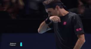 Federer domina o jogo e vence Djokovic (6-4 6-3)