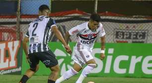 São Paulo arranca empate com o São Bernardo e se classifica