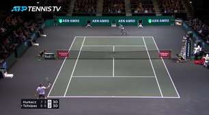 ATP Roterdã: Tsitsipas bate Hurkacz (6-7, 6-3, 6-1) - Melhores Momentos