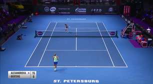 TÊNIS: WTA St Petersburg: Bertens vence Alexandrova e vai defender o título na decisão