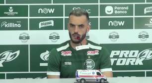CORITIBA: Rhodolfo fala em dividir a responsabilidade por número alto de gols sofridos: "