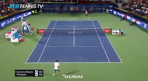 TÊNIS: Aberto de Dubai: Tsitsipas vence Carreno Busta (7-6 e 6-1)