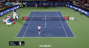 TÊNIS: ATP Dubai: Tsitsipas derrota Struff (4-6, 6-4, 6-4)