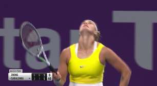 TÊNIS: WTA Doha: Sabalenka passa por Zheng (3-6, 7-6, 6-3)