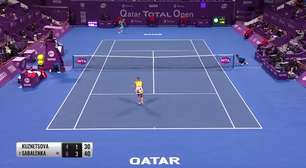 TÊNIS: WTA Doha: Sabalenka vence Kuznetsova (6-4, 6-3) e chega à final