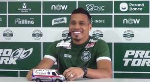 CORITIBA: Wanderley confirma recuperação e detalha renovação: "Fiz questão do contrato por produtividade"