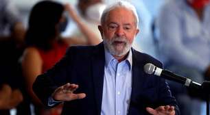 "Deus de barro não dura muito tempo", diz Lula sobre Moro