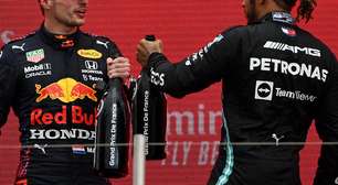 Apontada como favorita, Red Bull vê blefe de Hamilton na F1