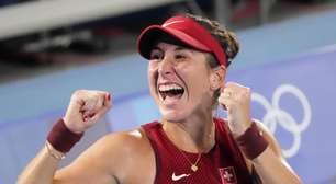 Suíça Bencic dedica ouro no tênis a Federer e Martina Hingis