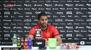 VITÓRIA: Lucas Arcanjo espera apoio da torcida no retorno ao estádio e ressalta foco do elenco para últimas rodadas da Série B: "vamos encarar todos como uma final"