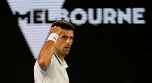 Djokovic recebe permissão especial para jogar na Austrália