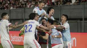 Chile bate o Paraguai e segue na briga pela vaga na Copa