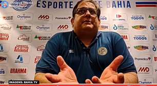 BAHIA: Guto Ferreira questiona expulsão de Luiz Otavio: "Não sei se foi lance claro de expulsão"
