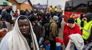União Africana condena tratamento 'racista' dado a africanos impedidos de deixar a Ucrânia