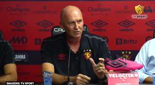 SPORT: Gilmar Dal Pozo explica um pouco de seu estilo de jogo: "Penso que podemos agredir mais os espaços"