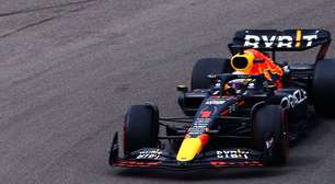 Verstappen passa Leclerc no fim e vence sprint F1 em Ímola