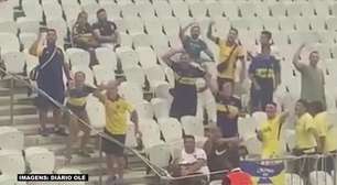 CORINTHIANS: Racismo! Torcedor do Boca Juniors é flagrado imitando macaco para torcedores do Corinthians na Neo Química Arena