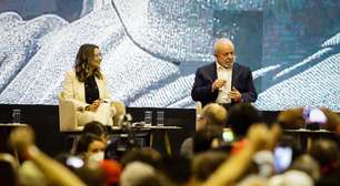 Convite de casamento de Lula pede que não se use celular e não informa local, diz jornal