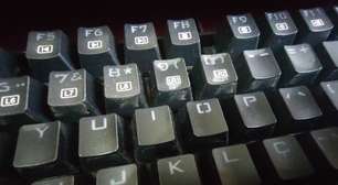 Como limpar teclado com segurança?