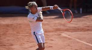 Rafael Matos derruba dupla favorita na estreia de Roland Garros