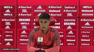 INTERNACIONAL: Bustos projeta confronto com Colo-Colo pela Sul-Americana: "Creio que será um rival duro, mas decidiremos em casa com nosso torcedor"