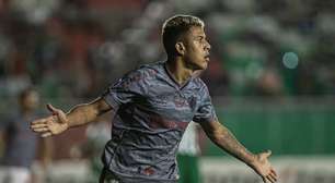 Joia da vez no Fluminense, Matheus Martins tenta se consolidar com Diniz e celebra chance aproveitada