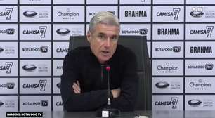 BOTAFOGO: Luís Castro avalia que equipe teve dificuldades em conter contra-ataques rápidos, mas exalta: "Procuramos o segundo gol para não sermos dominados"