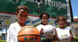 Projeto leva esporte e inclusão social para favelas do RJ