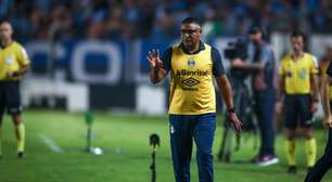 Roger Machado elogia atuação do Grêmio em vitória na Arena