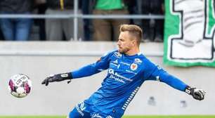 Goleiro Ricardo Friedrich garante vitória do Kalmar FF na Suécia