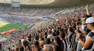 Torcida do Atlético canta Beth Carvalho e festeja título brasileiro