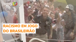 Torcedor do São Paulo é flagrado imitando macaco no Morumbi