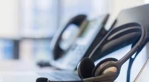 Atendente de call center receberá indenização por ócio forçado, em Goiânia