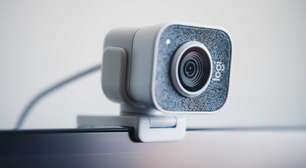 É melhor comprar uma webcam ou fazer uma "gambiarra" com o celular?