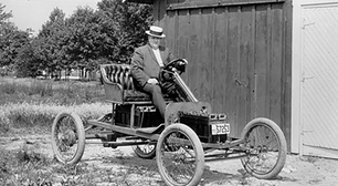 Henry Ford fez seu primeiro carro elétrico com Thomas Edison