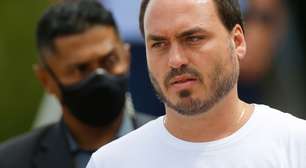 Carlos Bolsonaro usou sargento do GSI para sair do Brasil