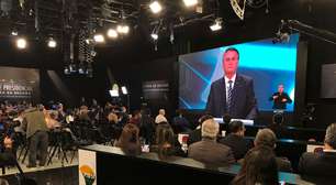 Bastidores: Bolsonaro ignora adversários e Thronicke diverte convidados em estúdio