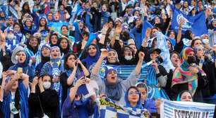 Grupo de atletas do Irã pede exclusão do país da Copa do Mundo