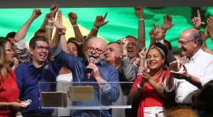 Terceiro mandato de Lula é crucial para frear bolsonarismo no Brasil, avalia cientista político