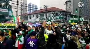 Torcida do Palmeiras solta o grito de campeão antes da bola rolar no Allianz Parque