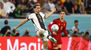 Zebra marroquina, gol relâmpago e Tite emocionado: Confira o domingo de Copa