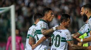 Coritiba vence Maringá e permanece com 100% de aproveitamento no Paranaense