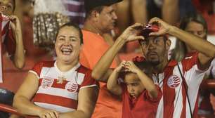 Náutico vacila e leva empate no fim do CRB