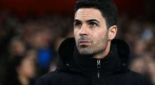 Técnico do Arsenal elogia temporada após perda da liderança para o Manchester City na Premier League