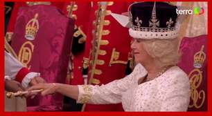 Camilla é oficialmente coroada rainha e deixa de ser 'rainha consorte'