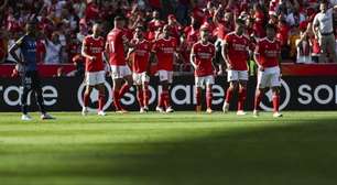 Benfica bate Santa Clara com facilidade e conquista o título do Campeonato Português