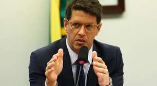 Salles chama MST de 'facção' e compara movimento ao tráfico de drogas em relatório final de CPI