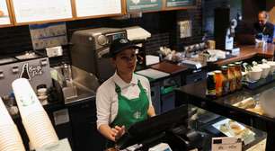 Funcionários da Starbucks nos EUA marcam greve por disputas sobre decoração no mês do orgulho LGBT+
